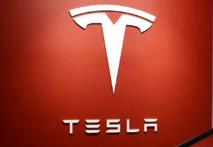 特斯拉正研發支持蘋果CarPlay的功能